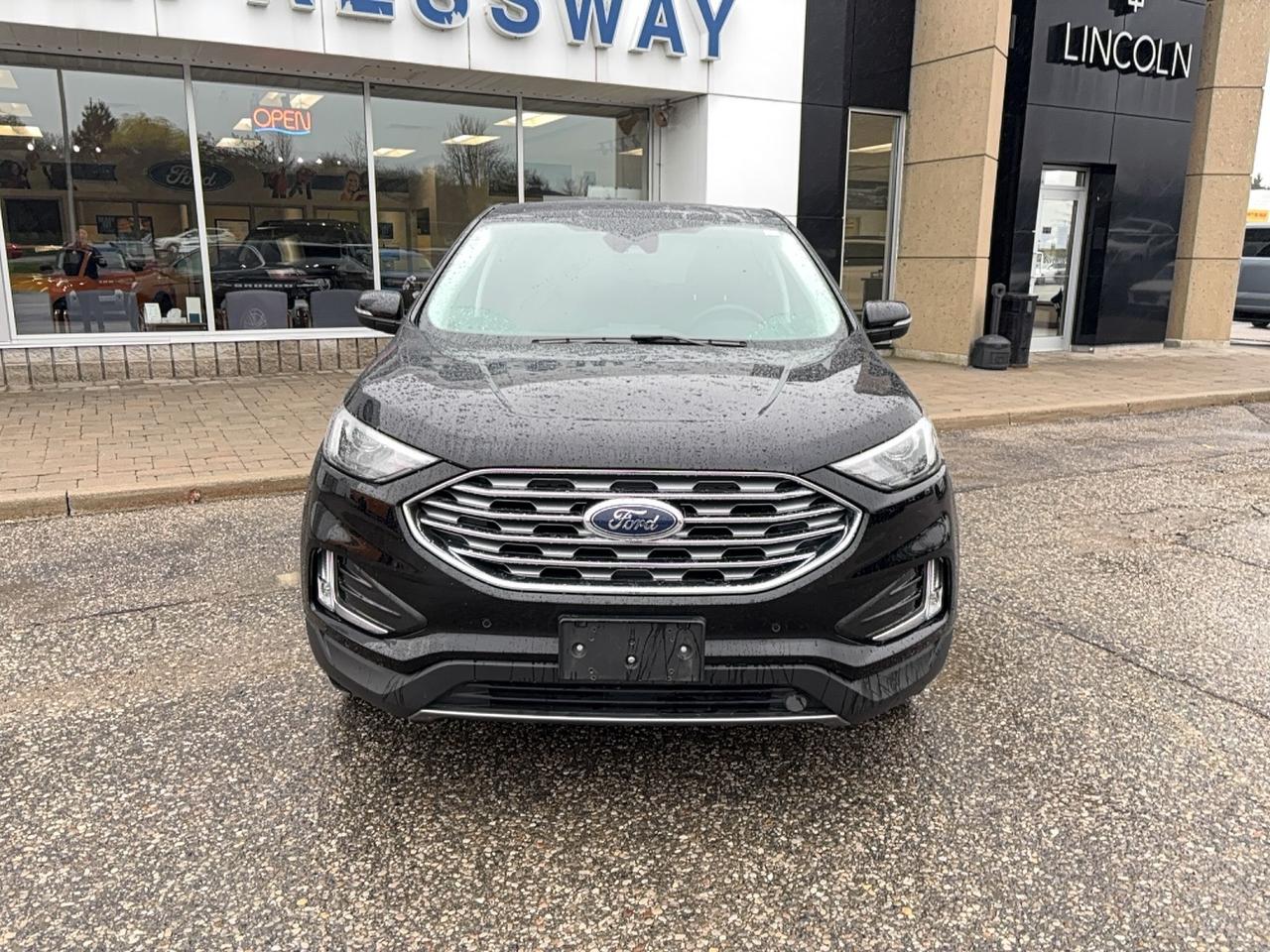 2022 Ford Edge TITANIUM! 2L ECOBOOST! HEATED STEERING WHEEL! Photo