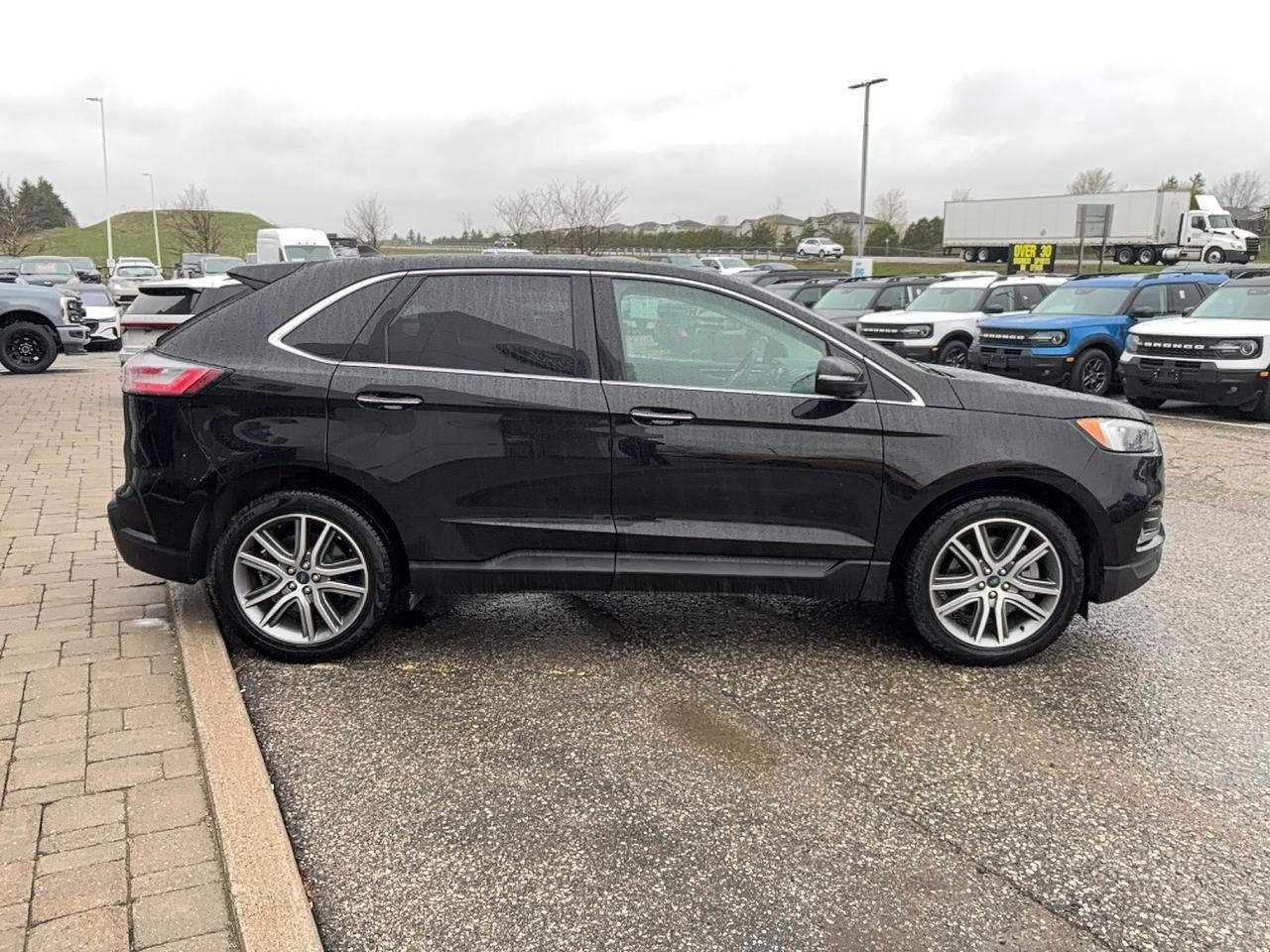 2022 Ford Edge TITANIUM! 2L ECOBOOST! HEATED STEERING WHEEL! Photo
