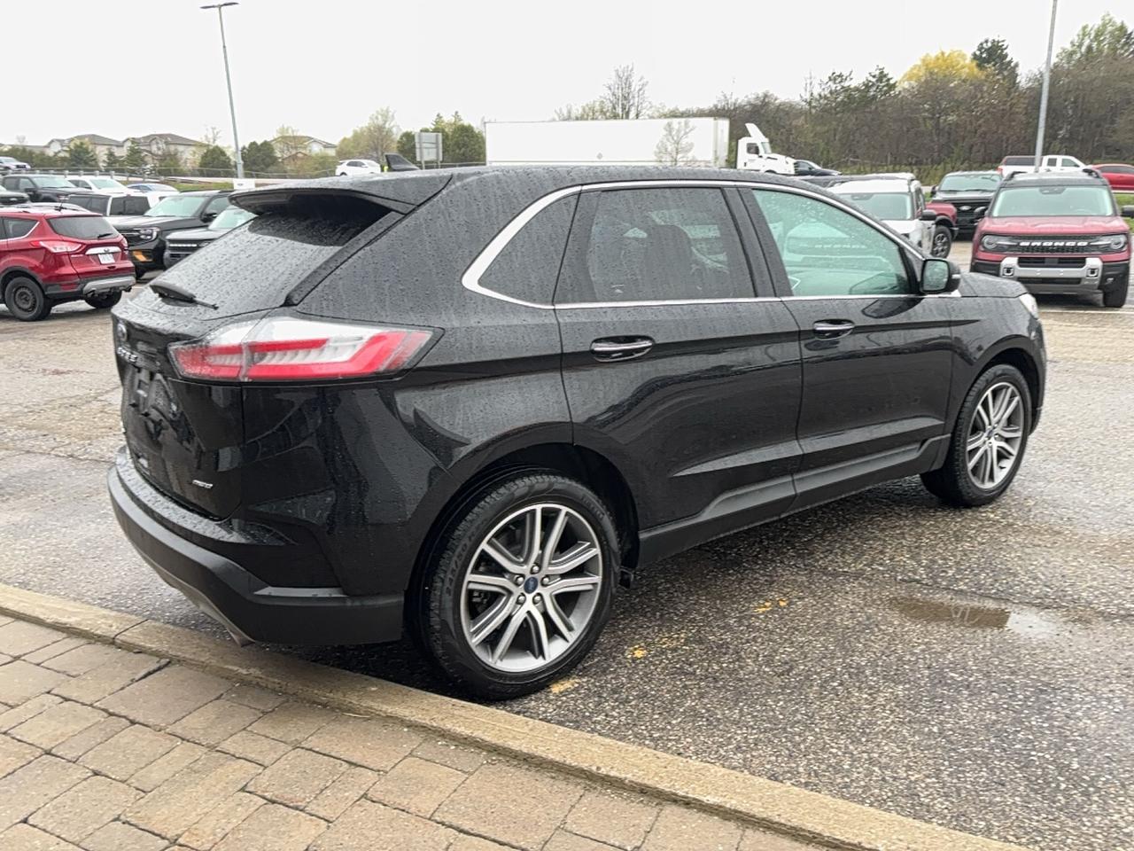 2022 Ford Edge TITANIUM! 2L ECOBOOST! HEATED STEERING WHEEL! Photo