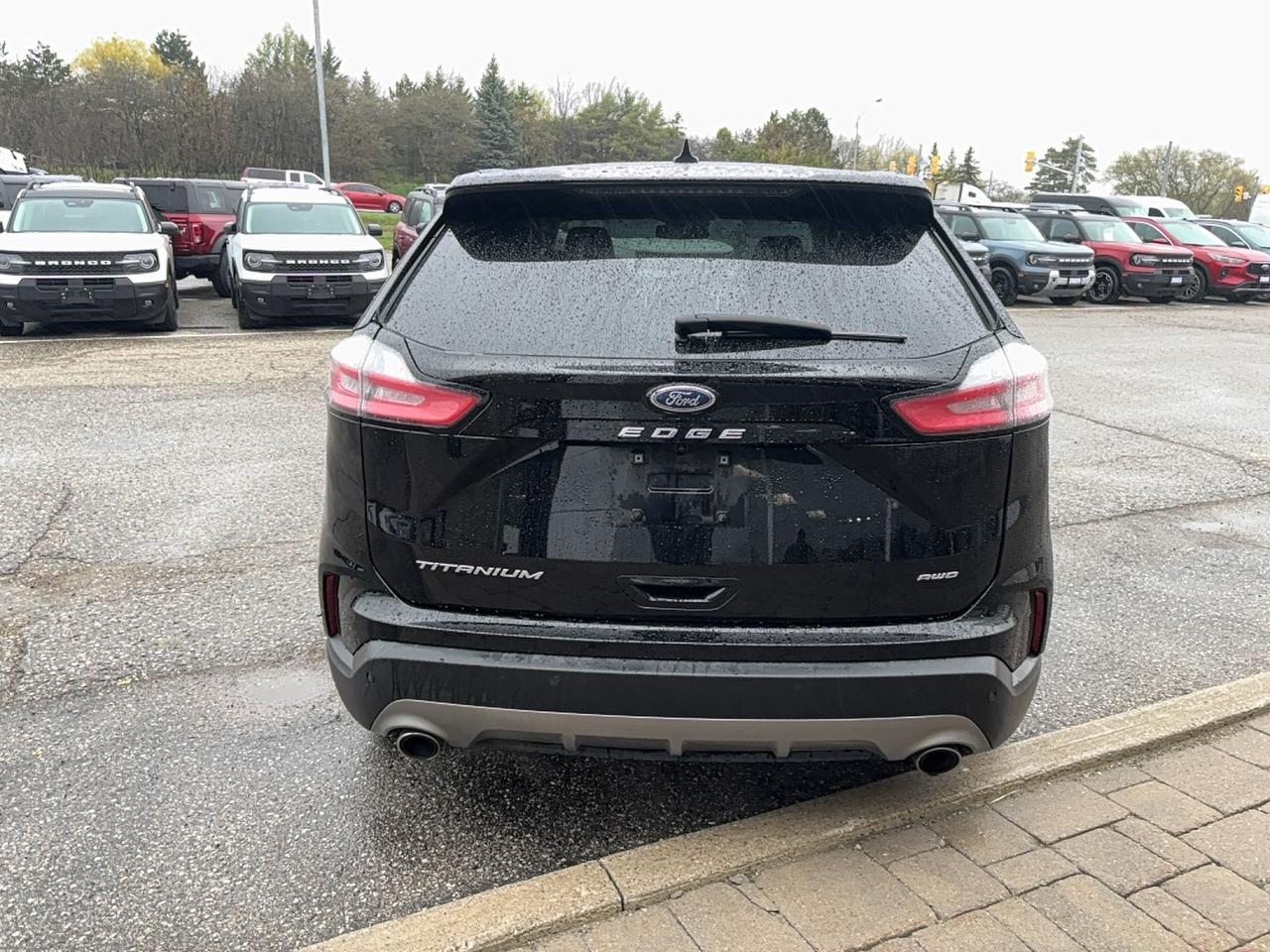 2022 Ford Edge TITANIUM! 2L ECOBOOST! HEATED STEERING WHEEL! Photo
