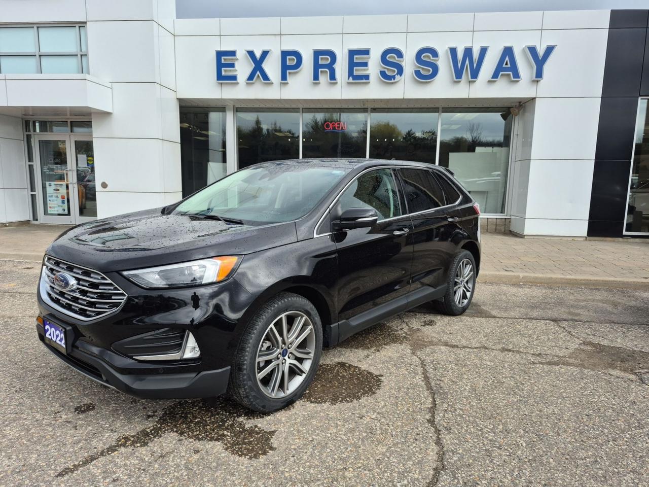 Used 2022 Ford Edge TITANIUM! 2L ECOBOOST! HEATED STEERING WHEEL! for sale in New Hamburg, ON