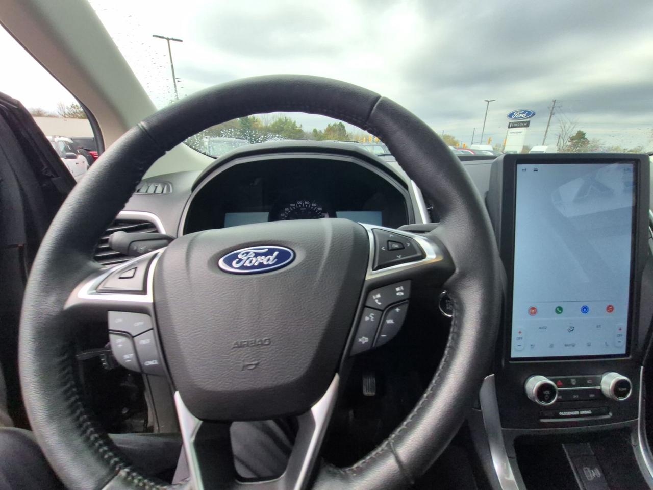2022 Ford Edge TITANIUM! 2L ECOBOOST! HEATED STEERING WHEEL! Photo