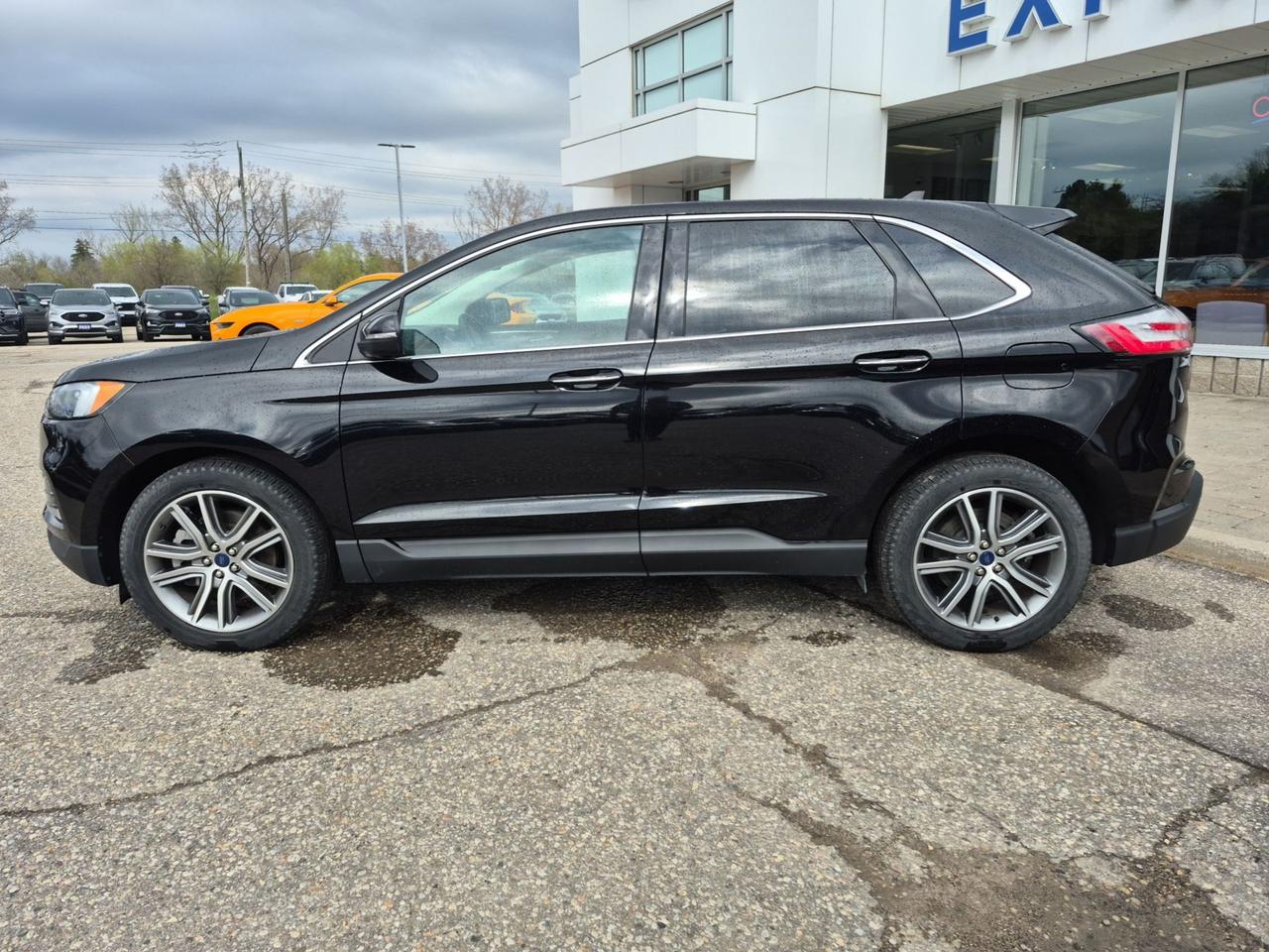 2022 Ford Edge TITANIUM! 2L ECOBOOST! HEATED STEERING WHEEL! Photo
