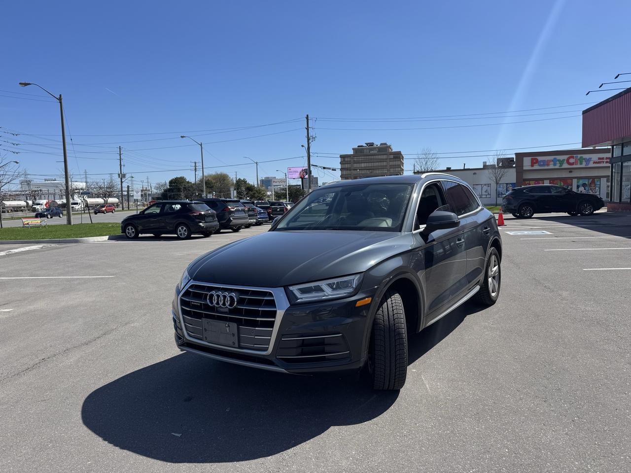 2018 Audi Q5 TECHNIK AWD LEATHER PAN/ROOF NAV B/SPOT CAMERA Photo2