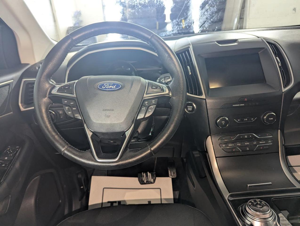 2019 Ford Edge SEL WITH NEW TIRES!! Photo