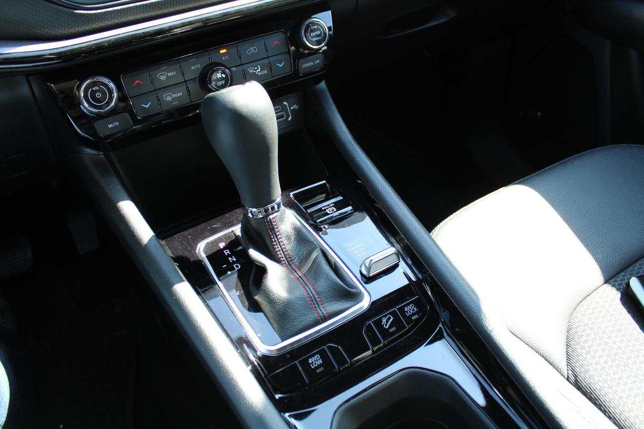 2024 Jeep Compass Trailhawk Photo