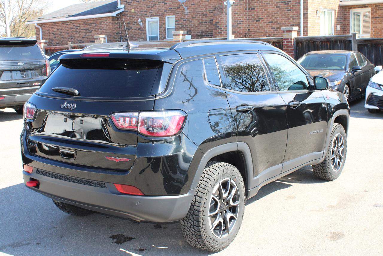 2024 Jeep Compass Trailhawk Photo