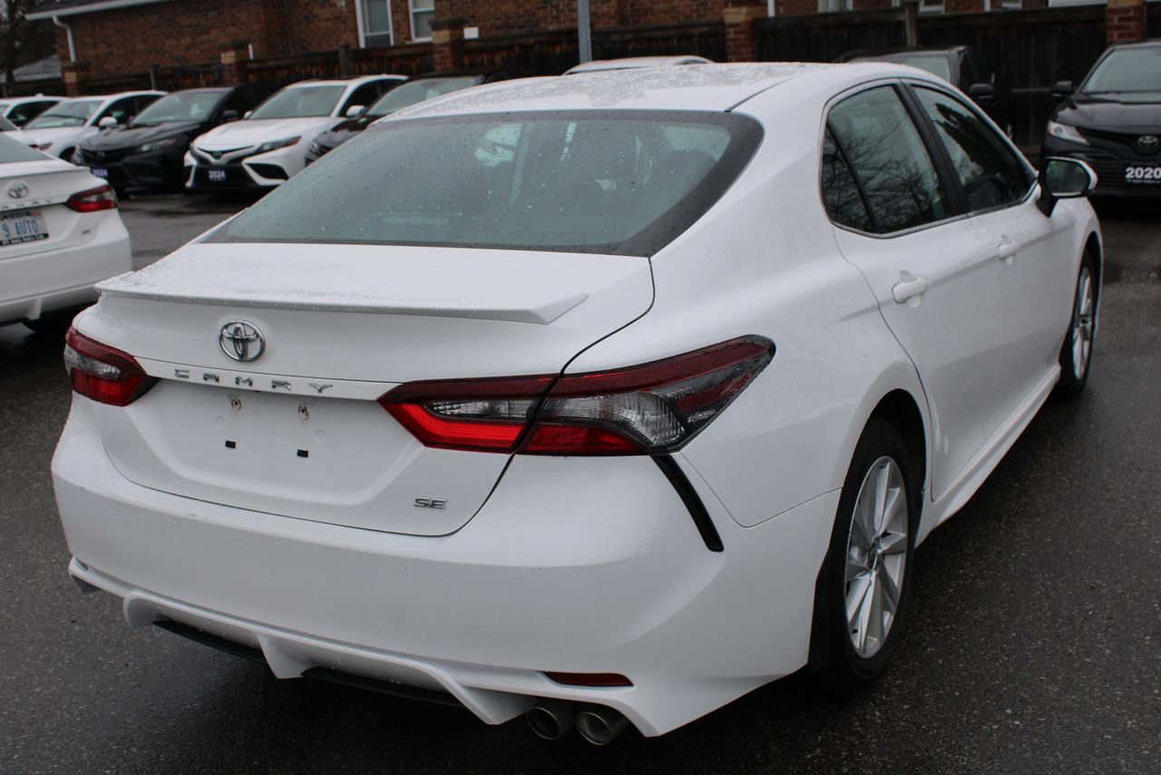 2024 Toyota Camry SE Auto Photo