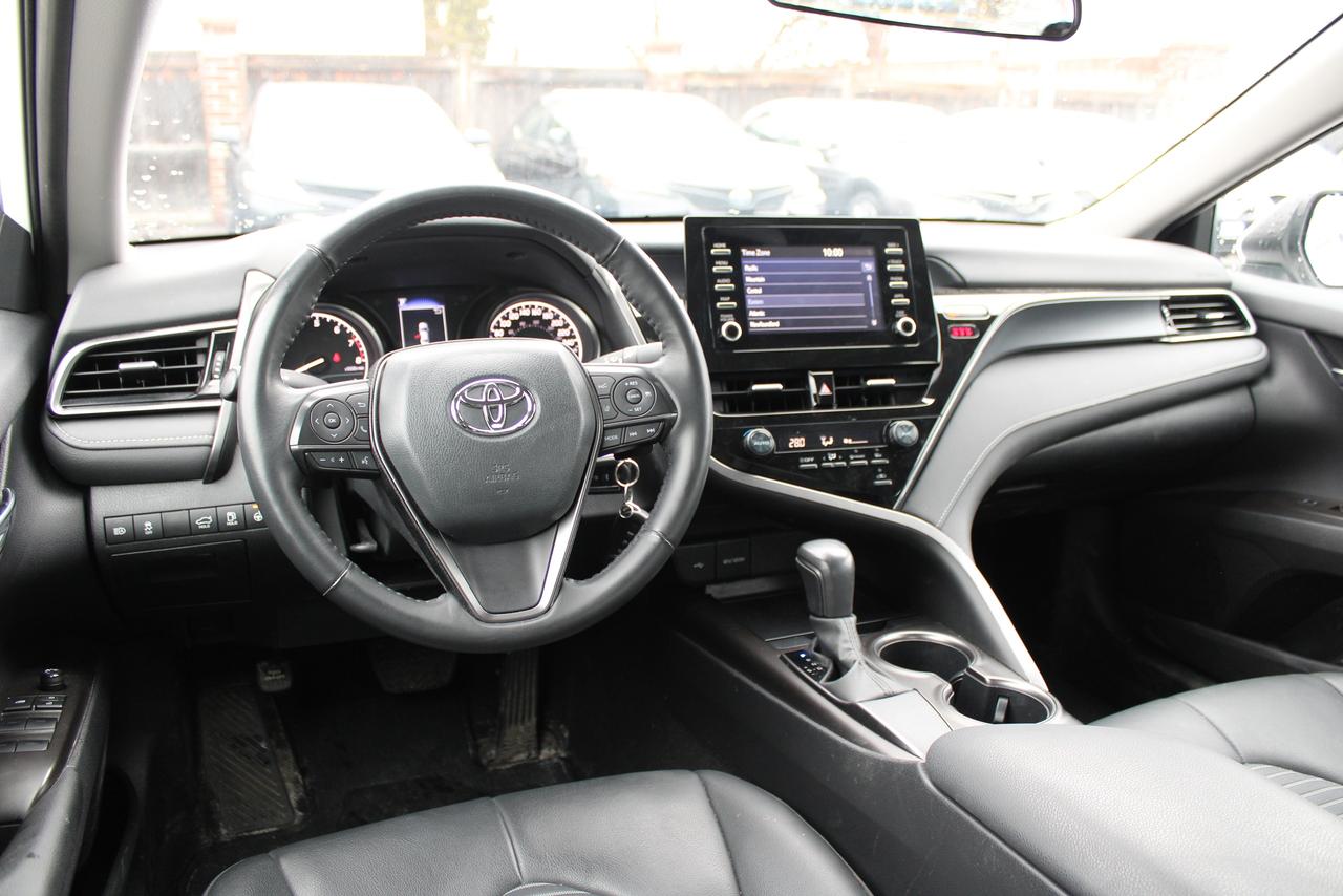 2024 Toyota Camry SE Auto Photo