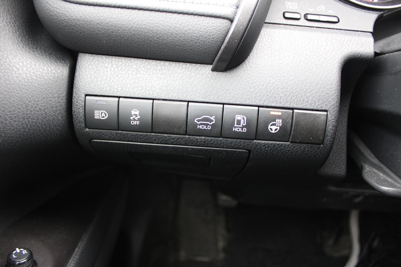 2024 Toyota Camry SE Auto Photo