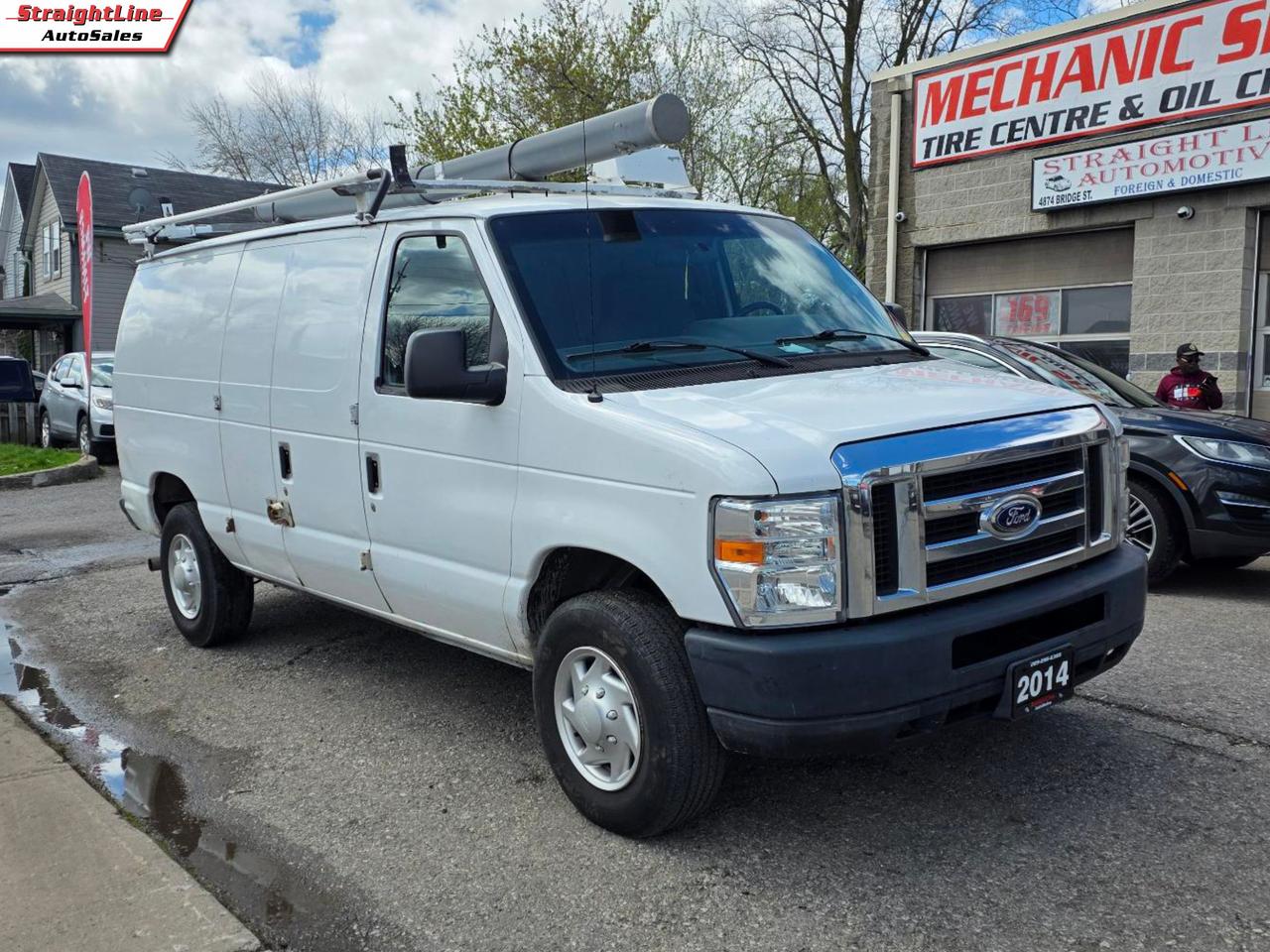 2014 Ford E250 Commercial Photo