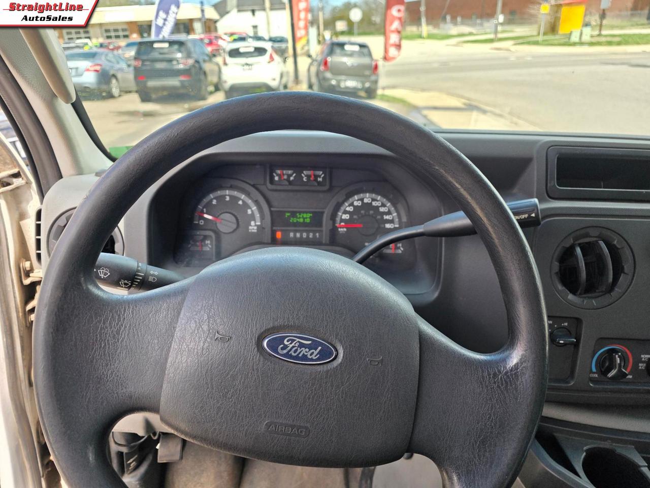 2014 Ford E250 Commercial Photo