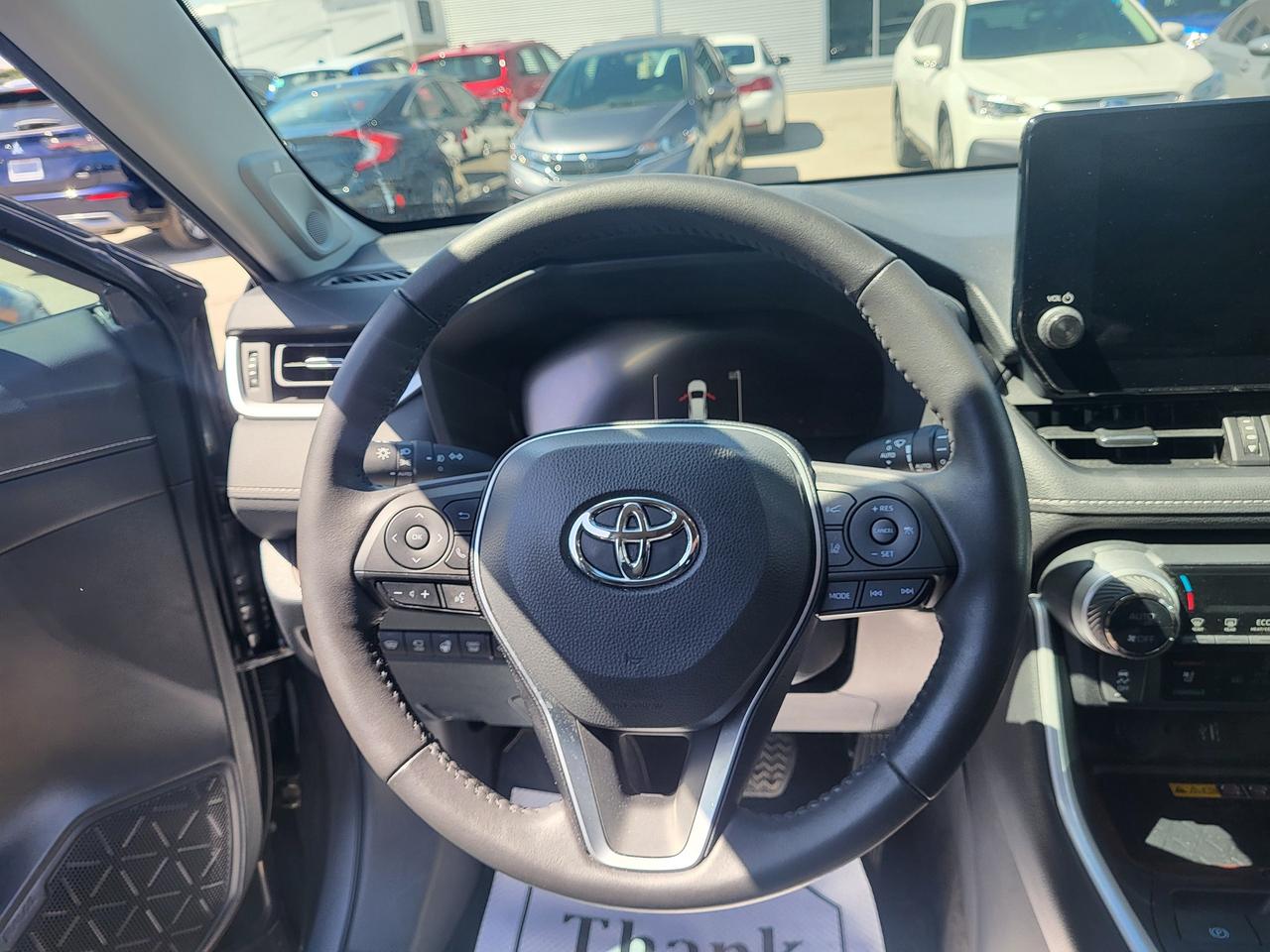 2023 Toyota RAV4 Hybrid Limited Photo