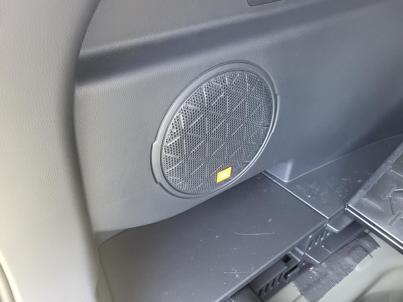 2023 Toyota RAV4 Hybrid Limited Photo