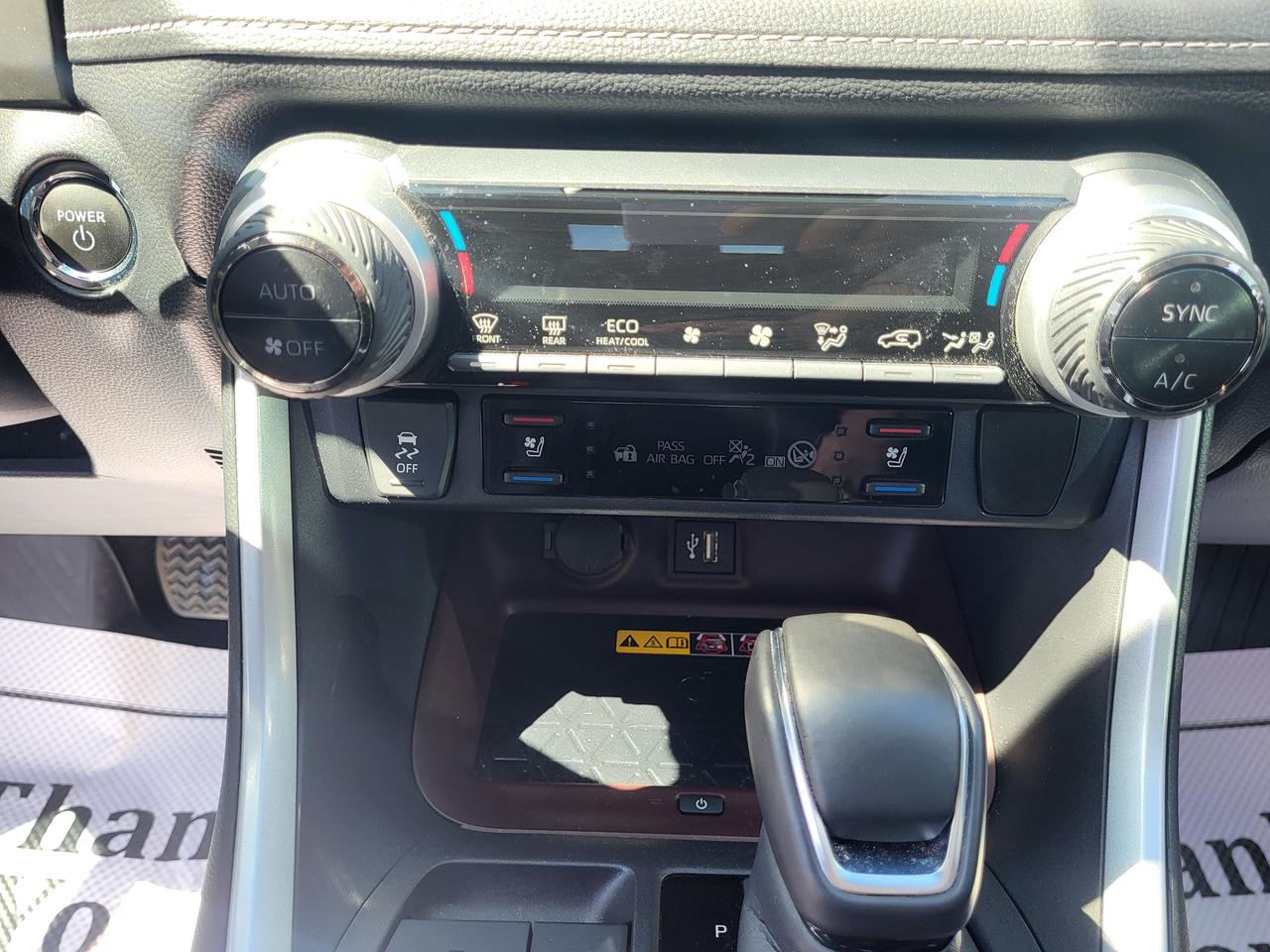 2023 Toyota RAV4 Hybrid Limited Photo