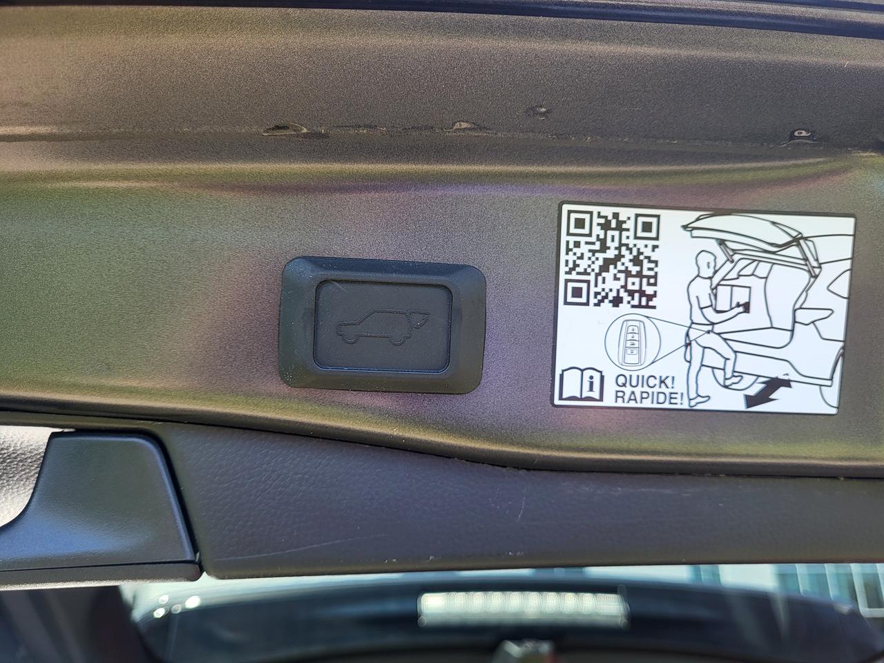 2023 Toyota RAV4 Hybrid Limited Photo