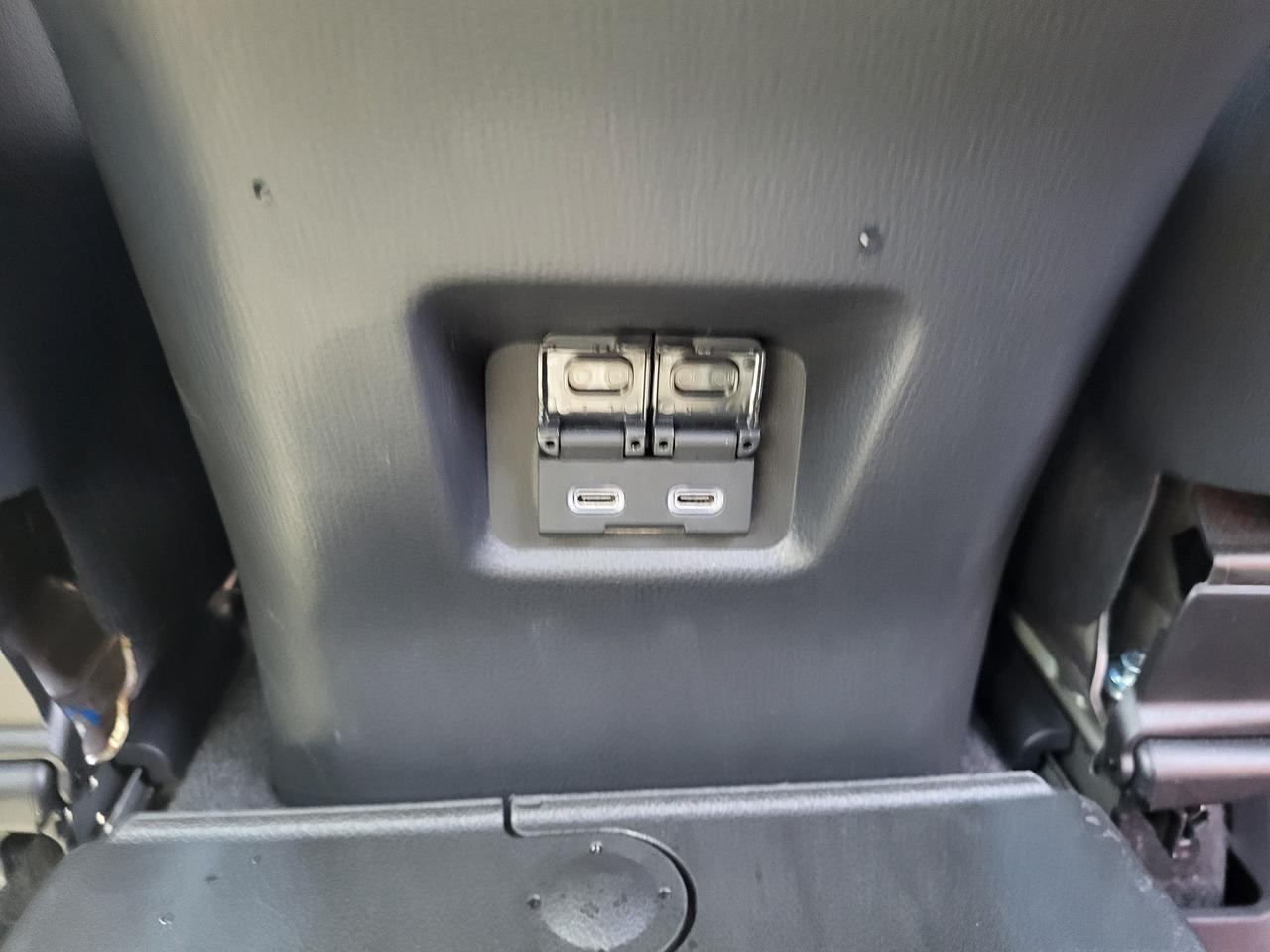 2023 Toyota RAV4 Hybrid Limited Photo