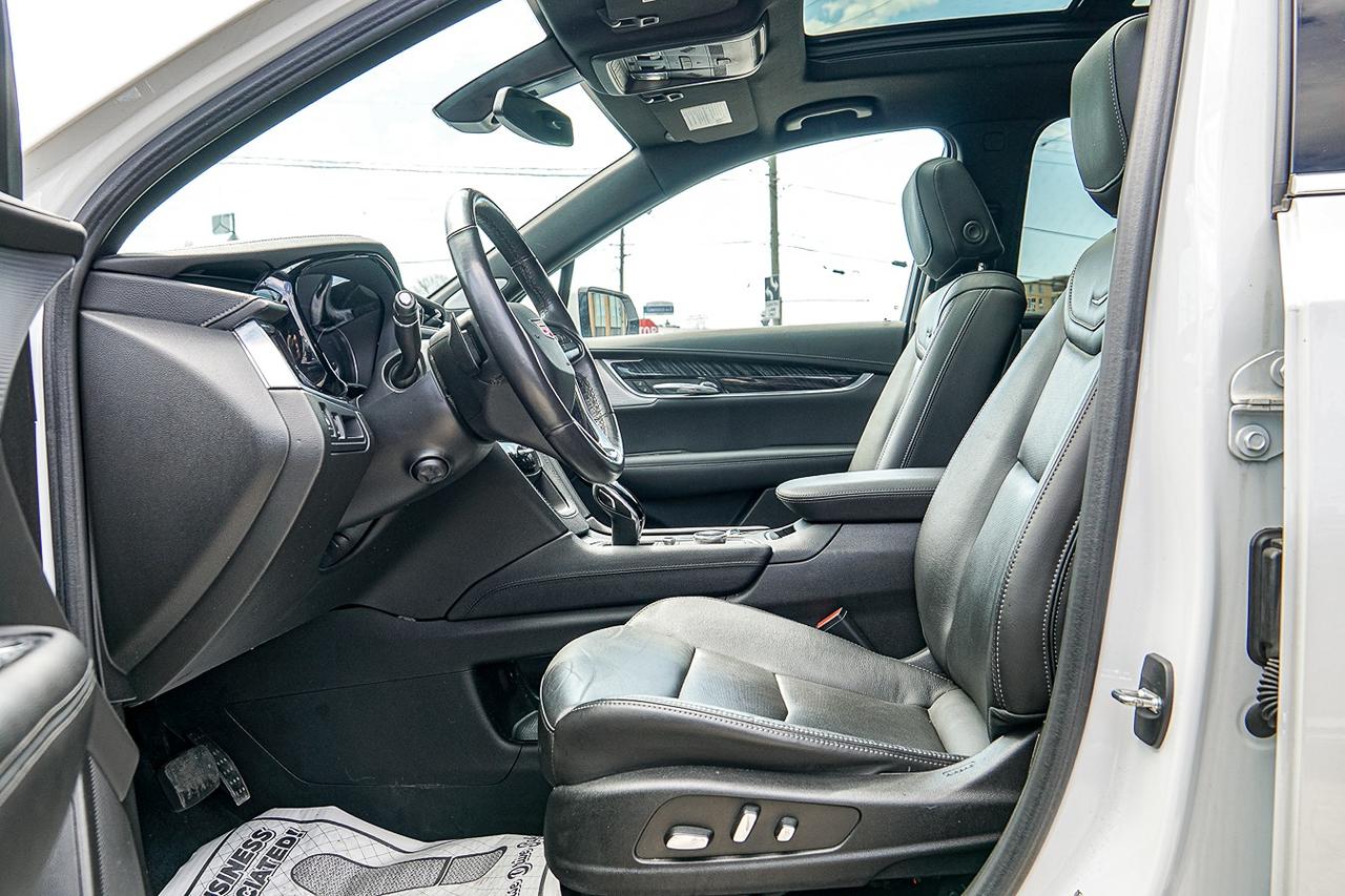 2023 Cadillac XT6 Premium Luxury |AWD|6 PASS| NAVI|PANO|CAM|LOW KM!! Photo