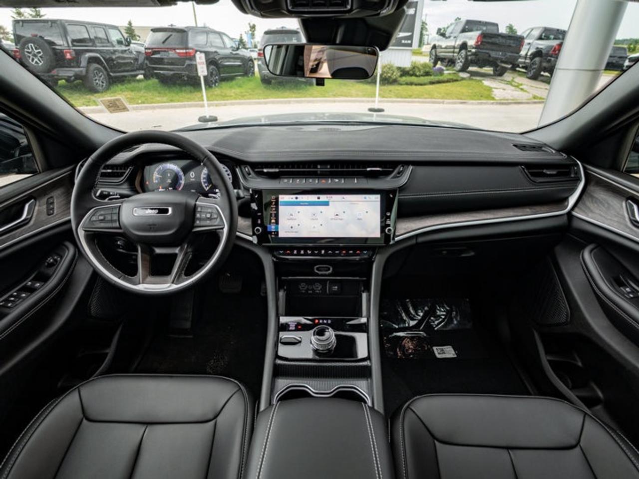 2026 Jeep Grand Cherokee Limited Photo