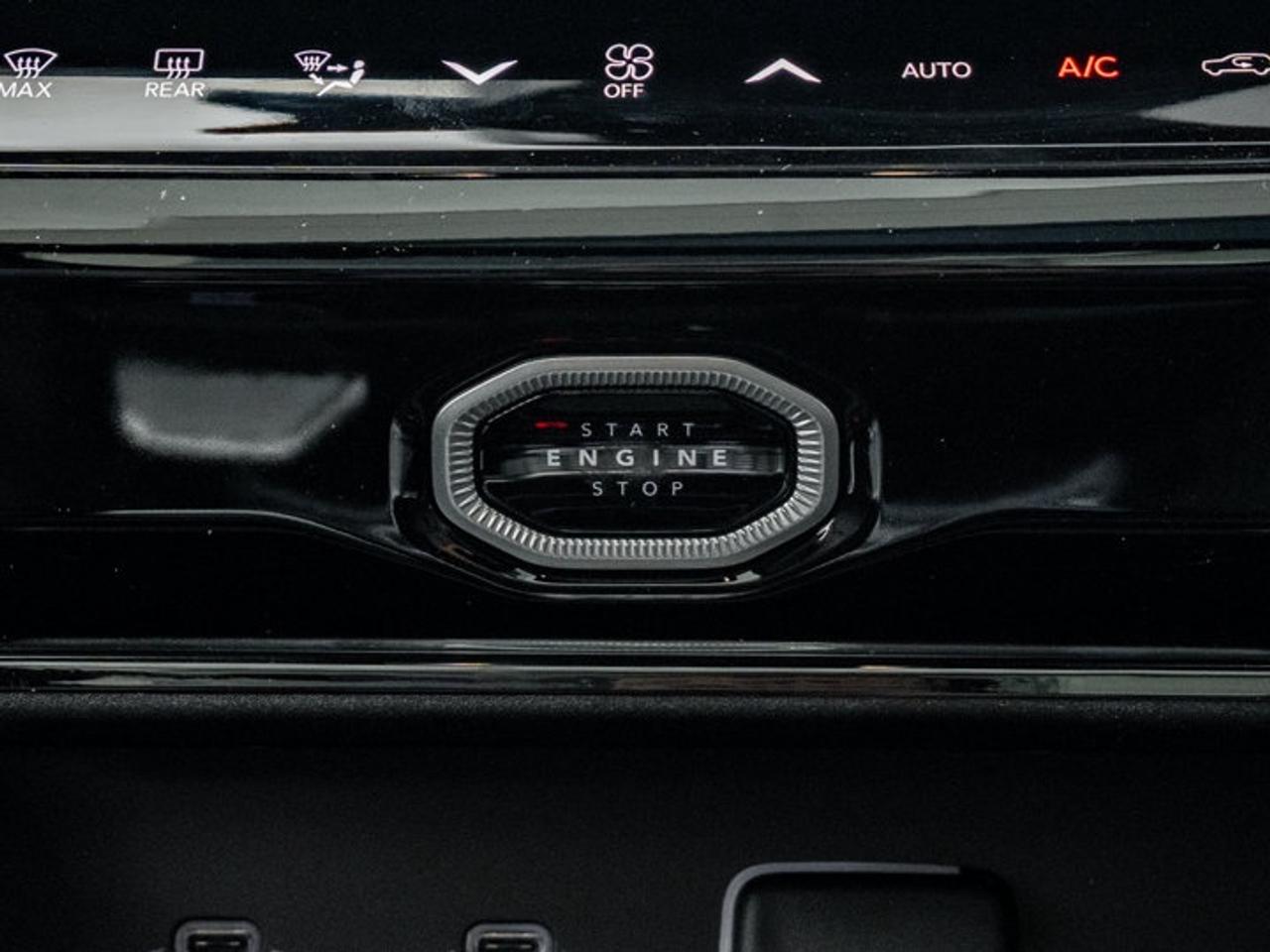 2026 Jeep Grand Cherokee Limited Photo