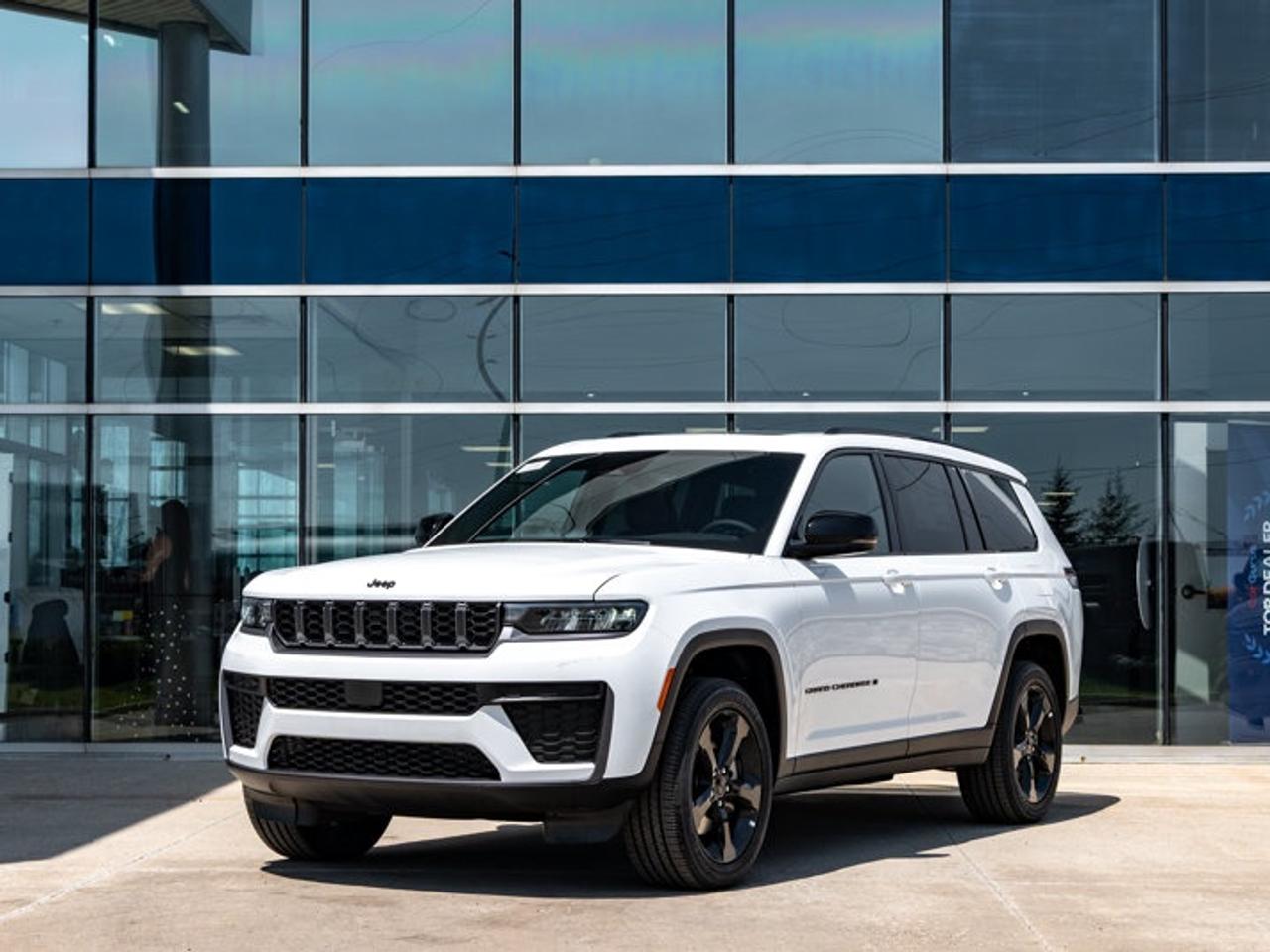 2026 Jeep Grand Cherokee L ALTITUDE Photo1