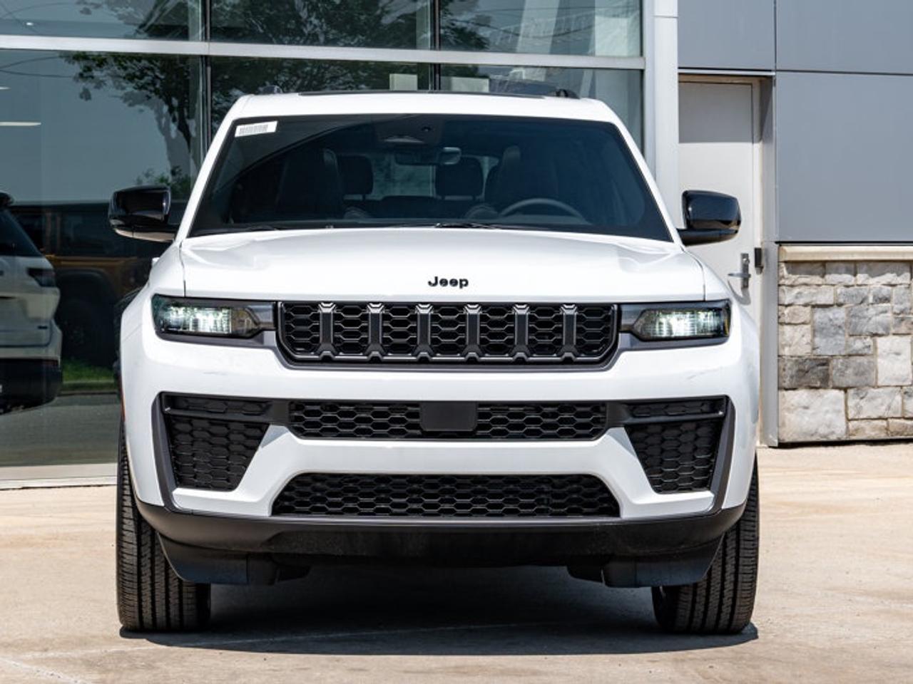 2026 Jeep Grand Cherokee L ALTITUDE Photo