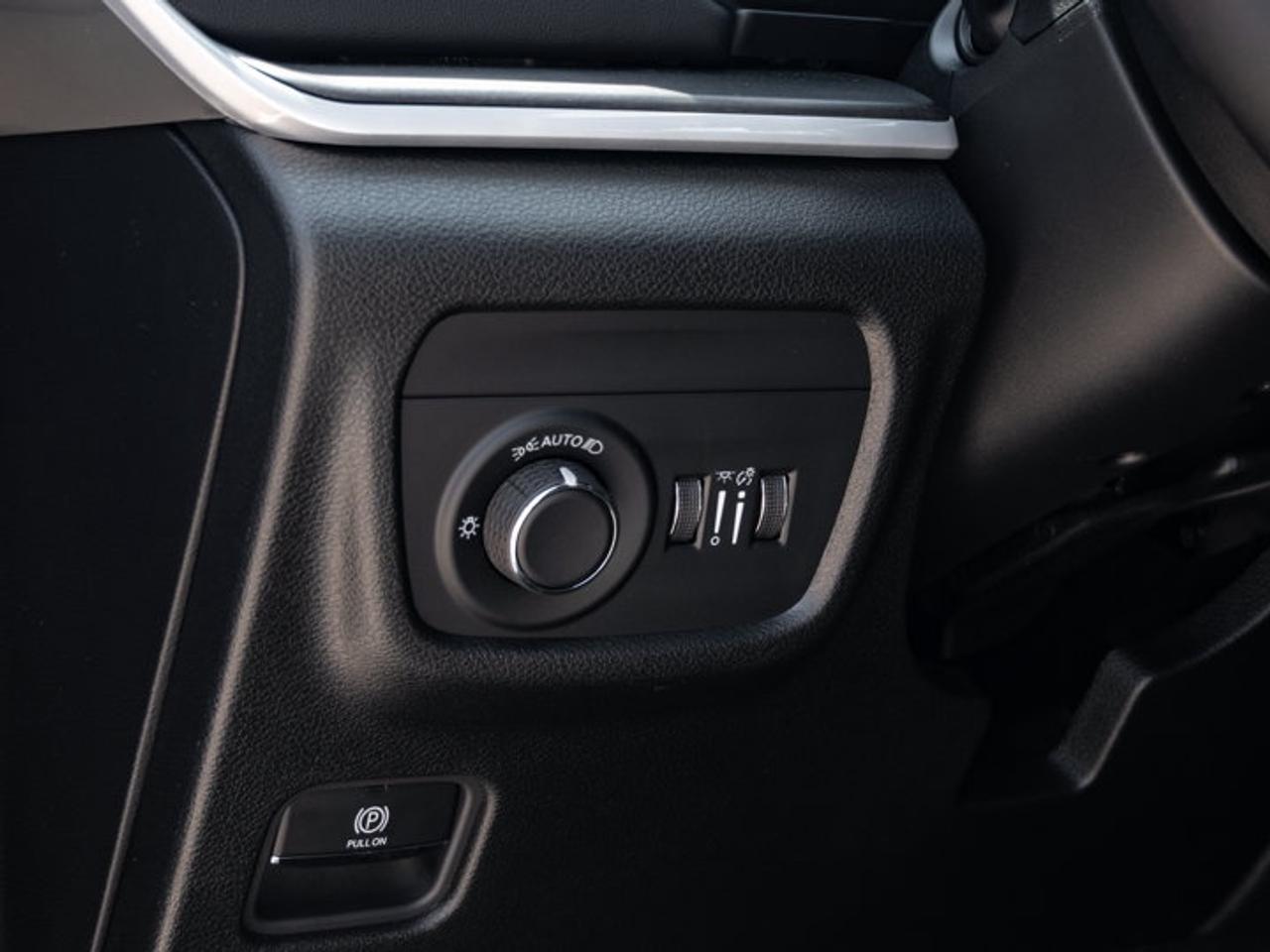 2026 Jeep Grand Cherokee L ALTITUDE Photo