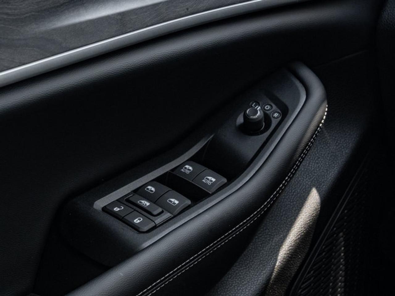 2026 Jeep Grand Cherokee L ALTITUDE Photo