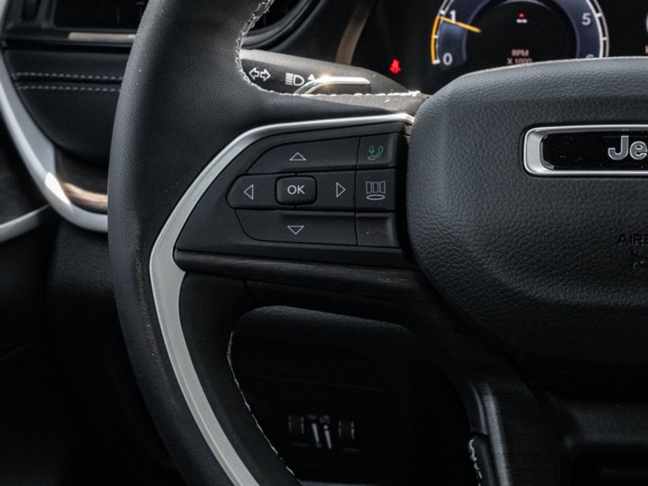 2026 Jeep Grand Cherokee L ALTITUDE Photo