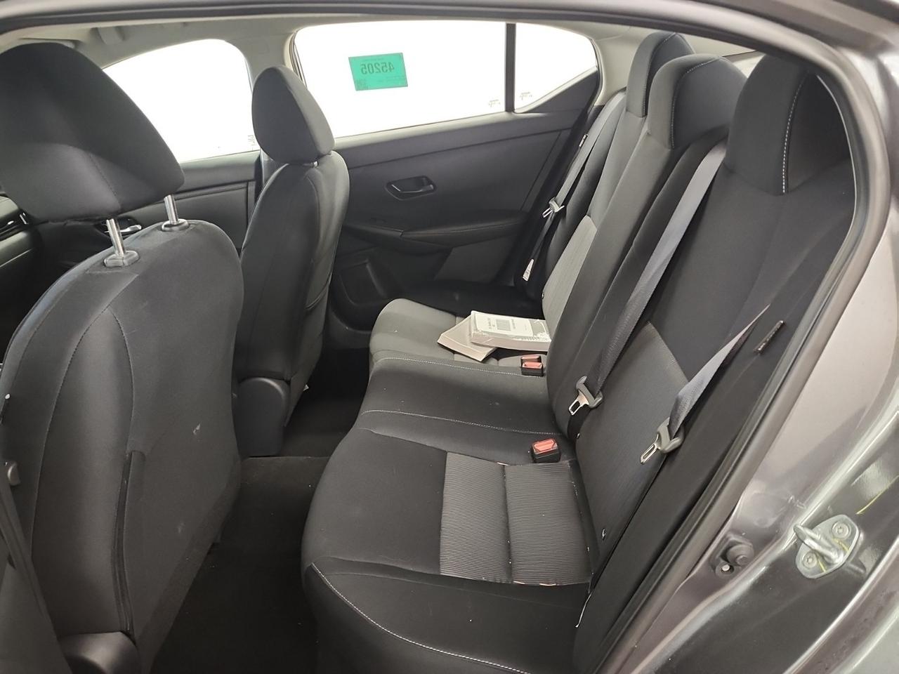 2024 Nissan Versa SV Photo4
