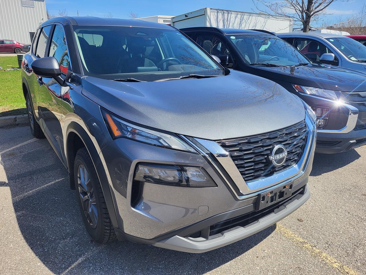 2023 Nissan Rogue S Photo4