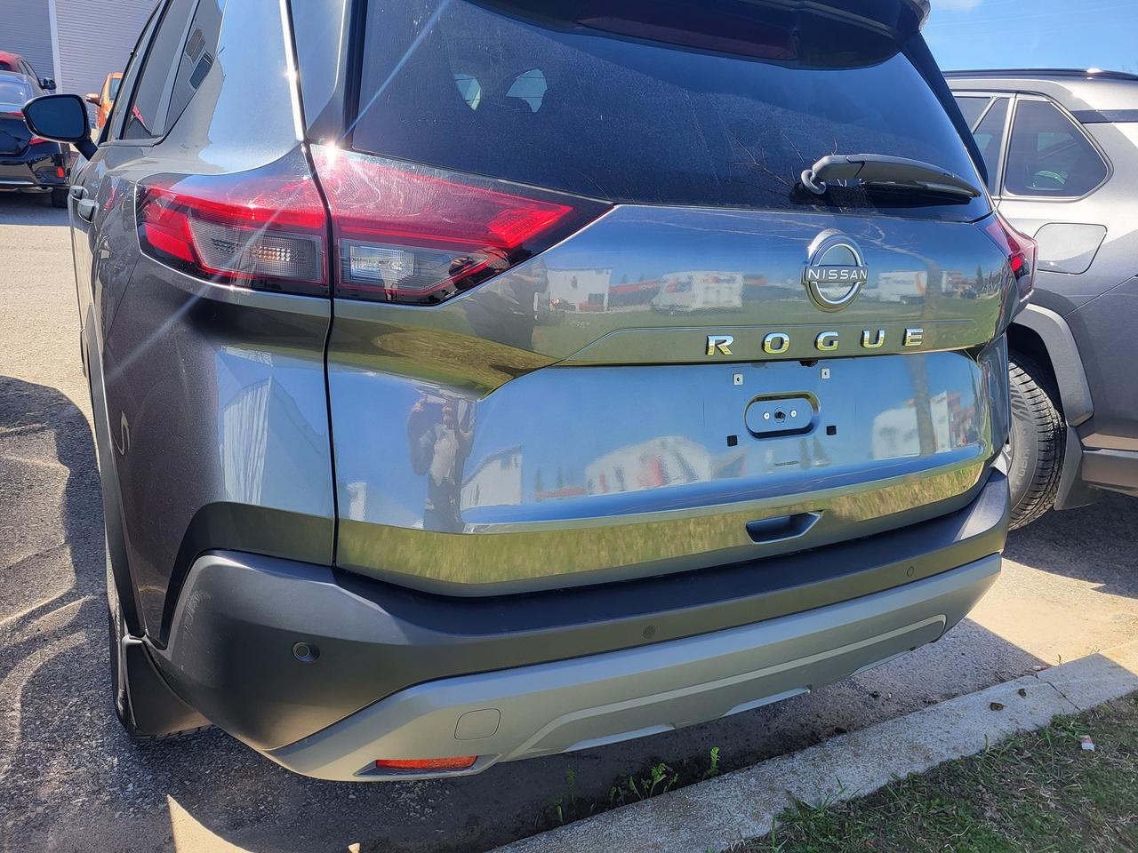 2023 Nissan Rogue S Photo
