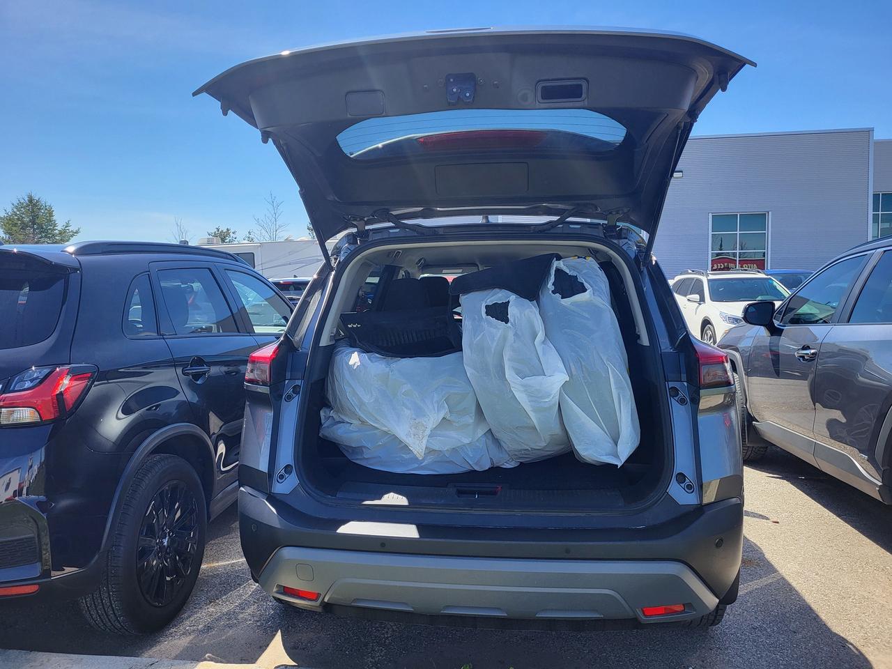 2023 Nissan Rogue S Photo