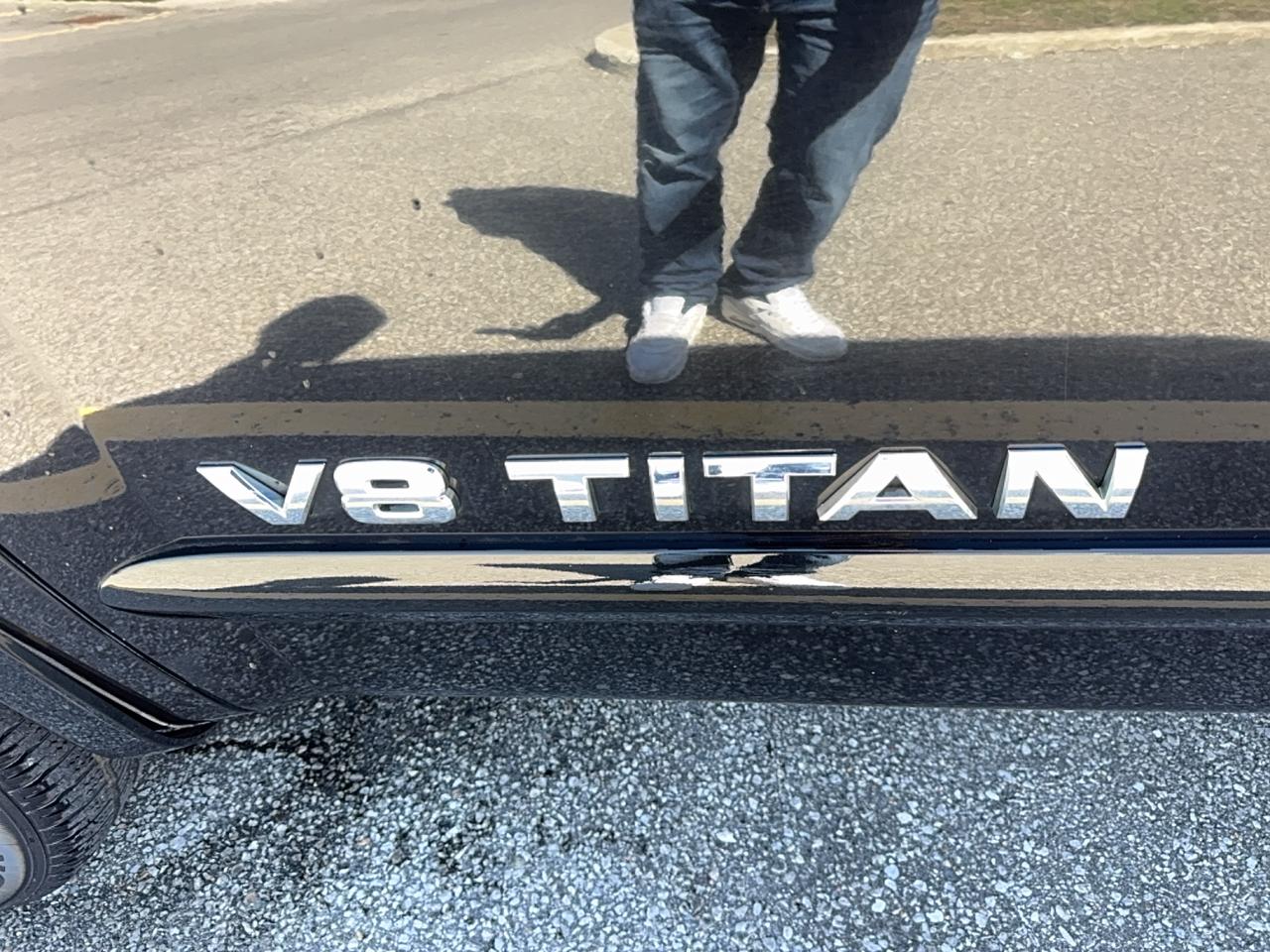 2012 Nissan Titan SL Photo