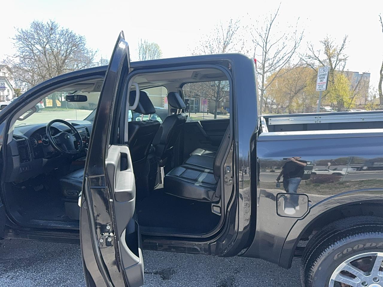2012 Nissan Titan SL Photo