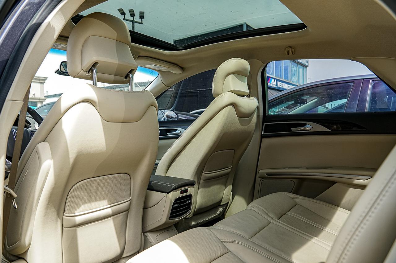 2014 Lincoln MKZ Reserve 3.7 AWD |NAVI|SUNROOF|LEATHER INT| HEATED| Photo
