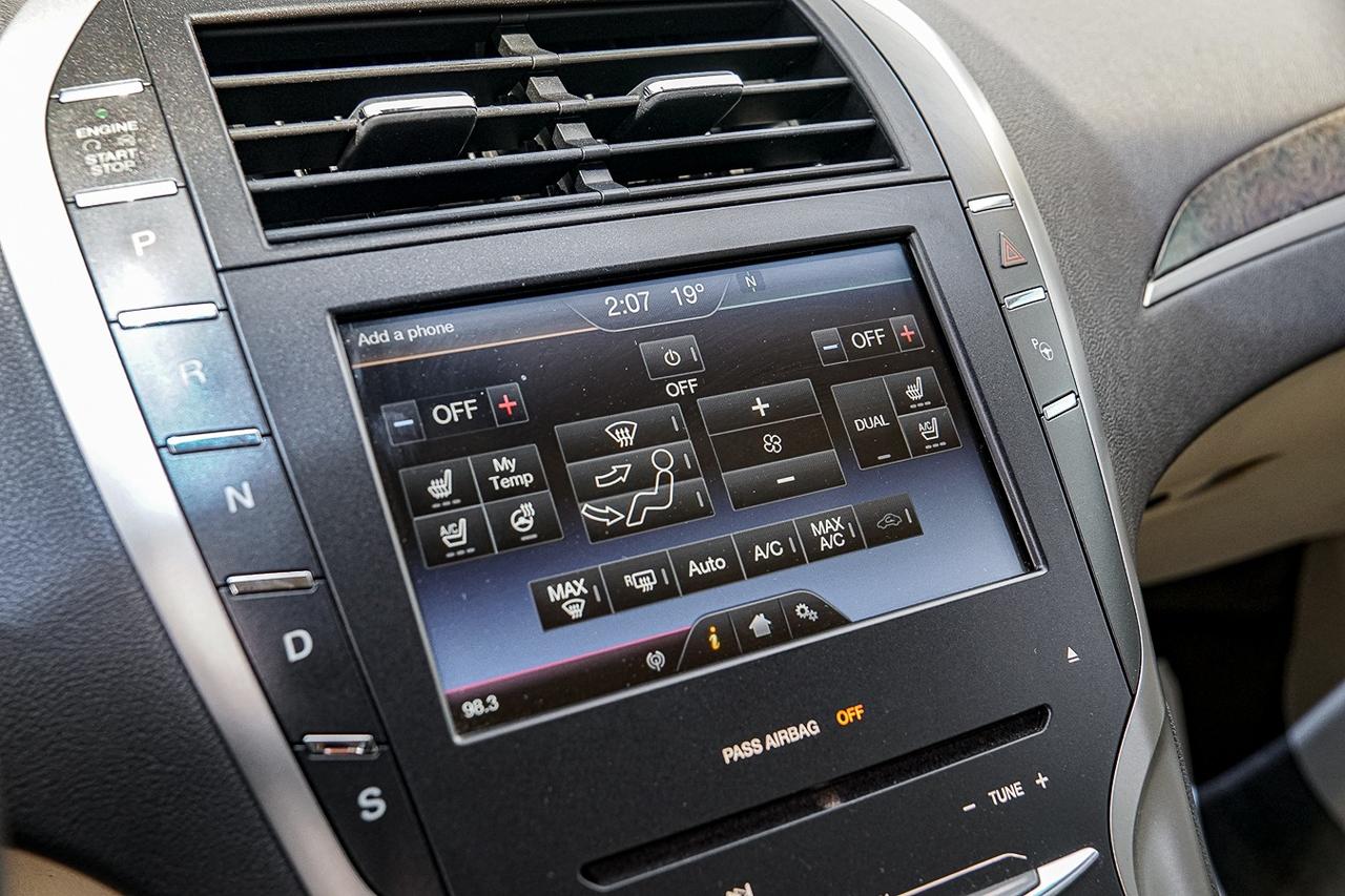 2014 Lincoln MKZ Reserve 3.7 AWD |NAVI|SUNROOF|LEATHER INT| HEATED| Photo