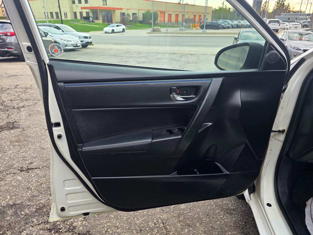 2018 Toyota Corolla SE Sunroof | BSM | TSS | Heated Steering | Heated Seats Photo
