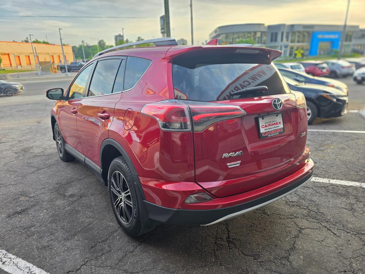 2016 Toyota RAV4 XLE ONE OWNER | ACCIDENT FREE | Sunroof | Backup Camera Photo
