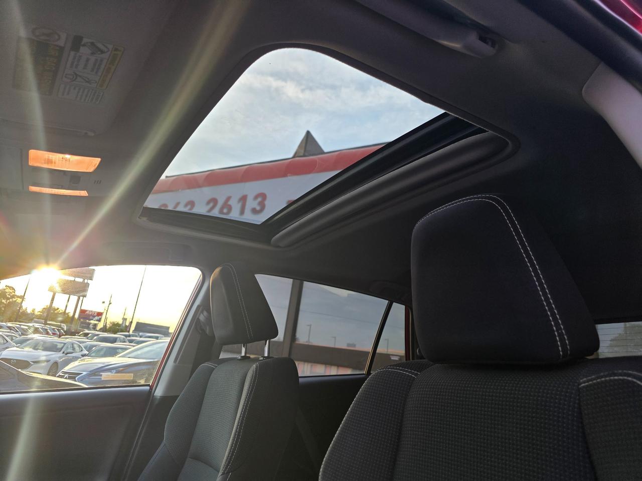 2016 Toyota RAV4 XLE ONE OWNER | ACCIDENT FREE | Sunroof | Backup Camera Photo