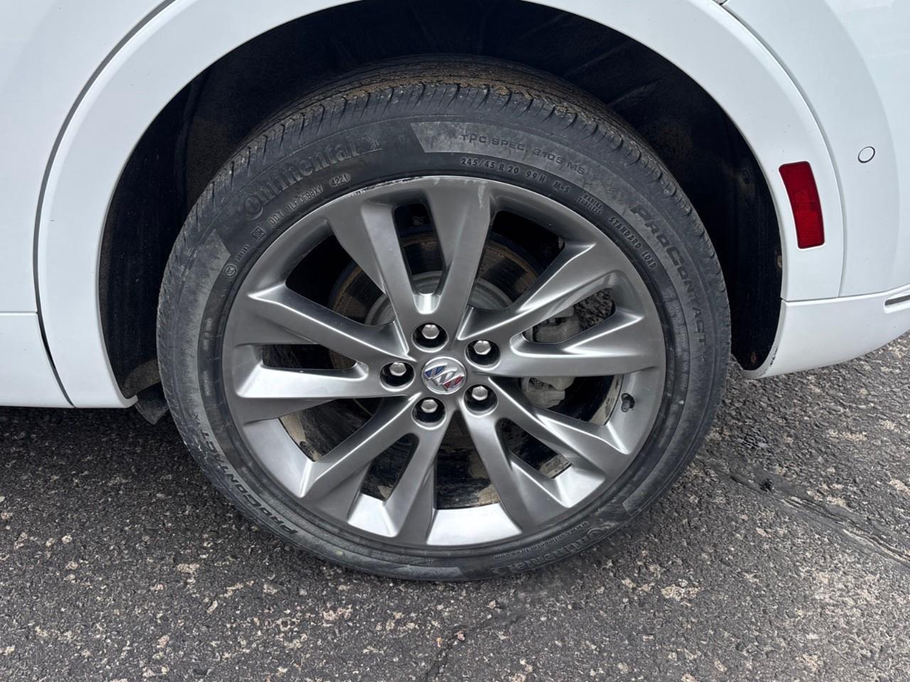 2022 Buick Envision Avenir Photo