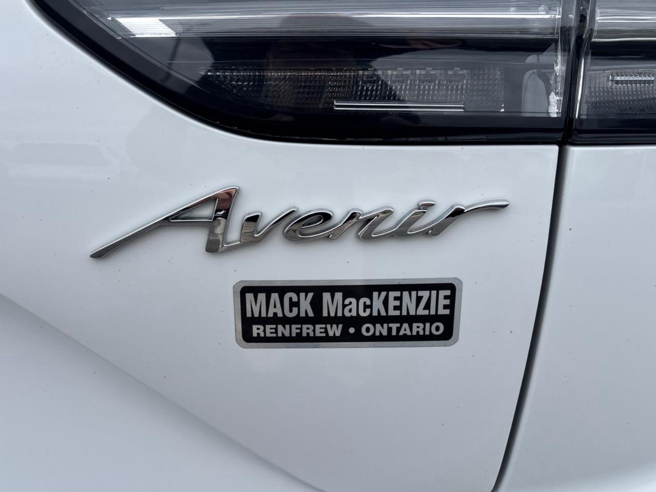 2022 Buick Envision Avenir Photo