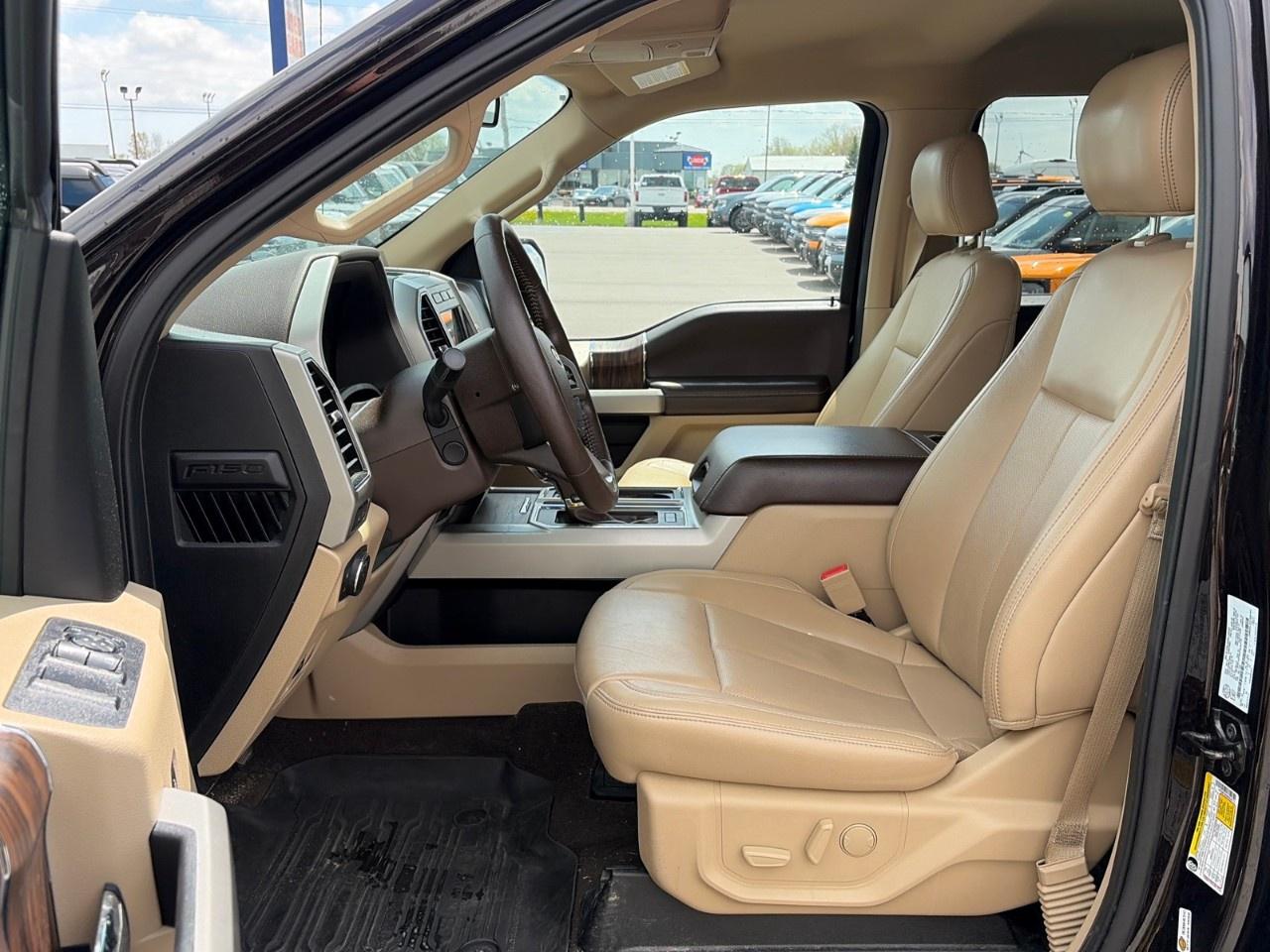 2019 Ford F-150 Lariat 4WD SuperCrew 5.5' Box Photo