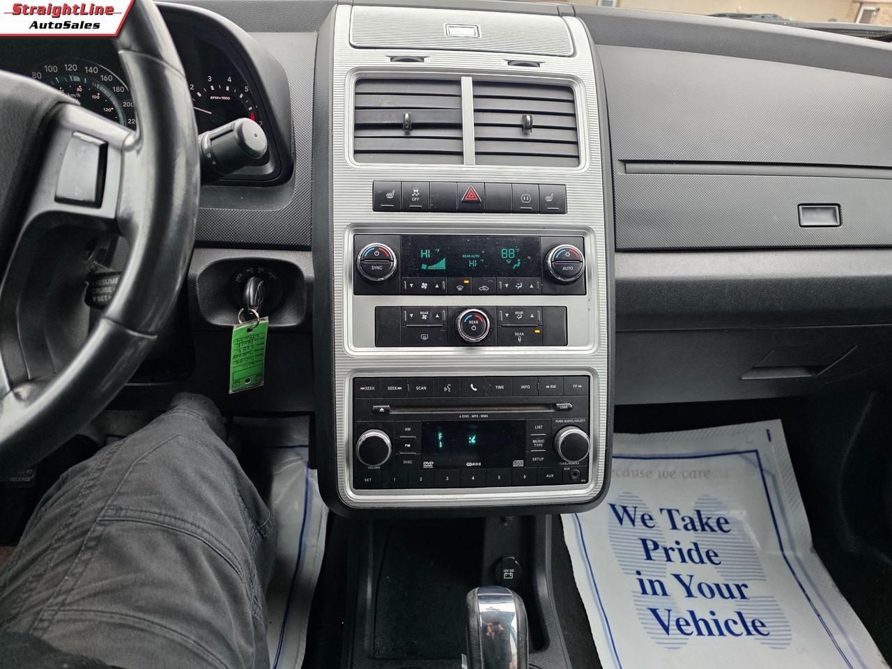 2010 Dodge Journey FWD 4DR SXT Photo