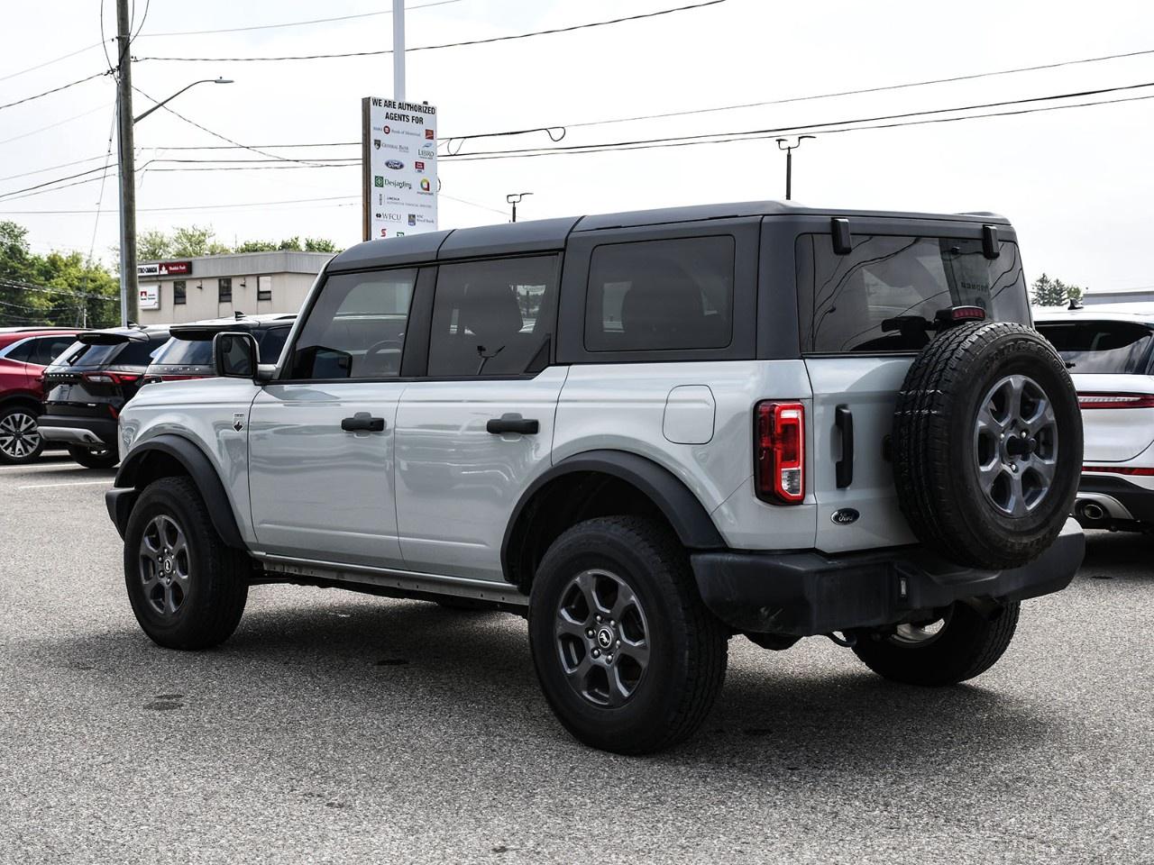 2024 Ford Bronco Big Bend 4 Door 4x4 Photo3