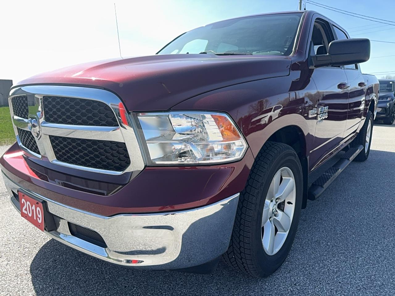 2019 RAM 1500 Classic SLT Photo0