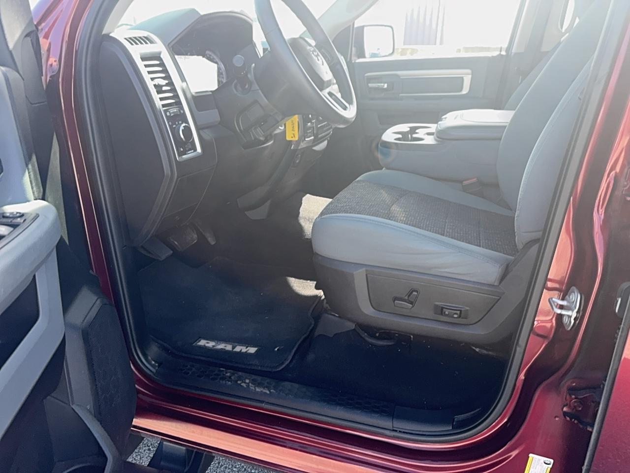 2019 RAM 1500 Classic SLT Photo