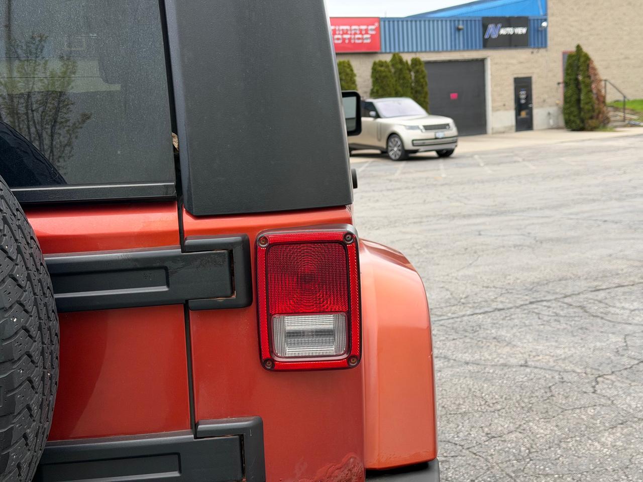 2009 Jeep Wrangler Sahara UNLIMITED **ONE OWNER** Photo