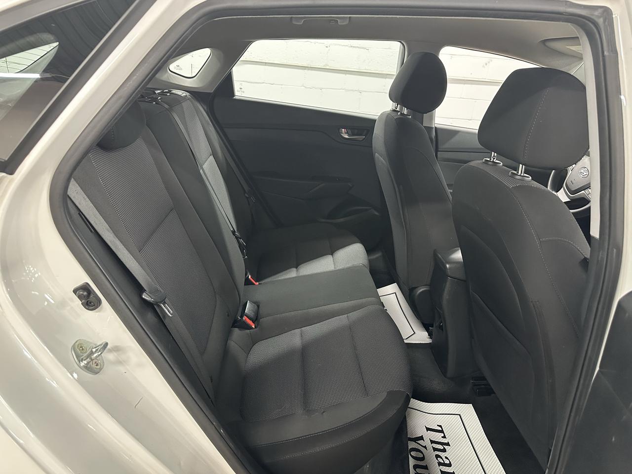 2019 Hyundai Accent Preferred Photo10