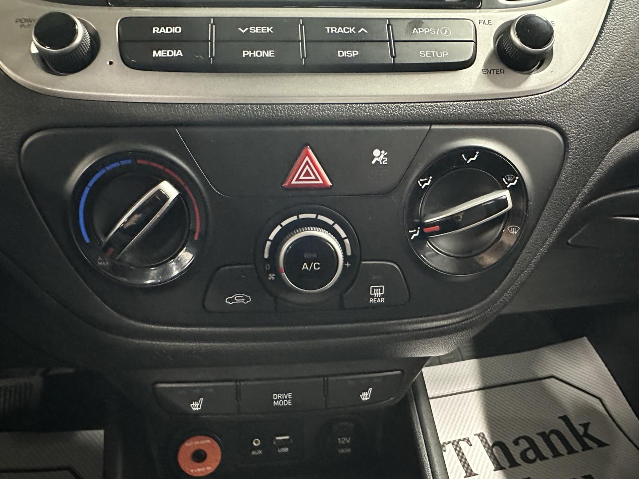 2019 Hyundai Accent Preferred Photo39